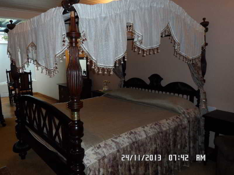 Villa The Firs à Nuwara Eliya Extérieur photo