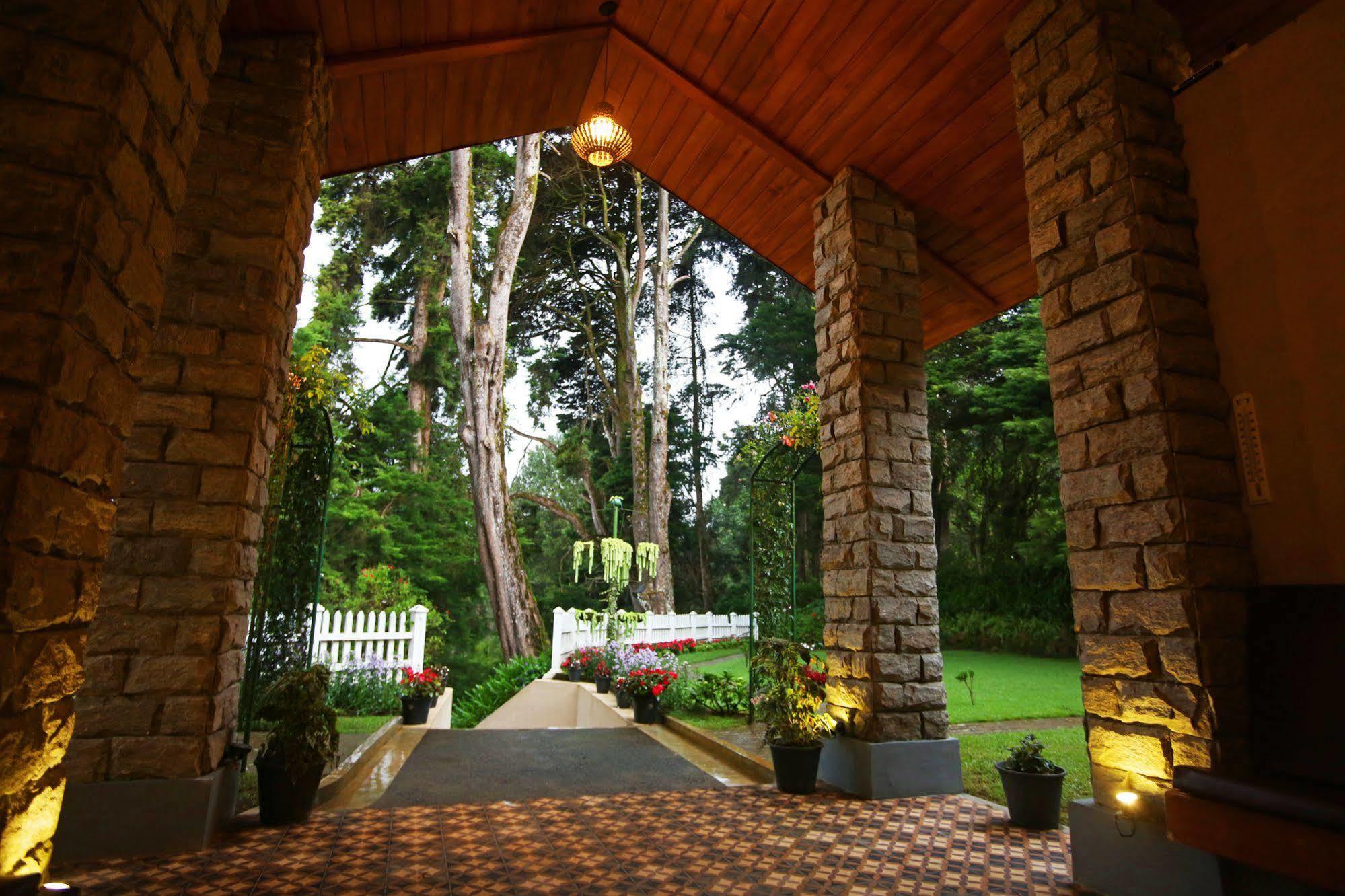 Villa The Firs à Nuwara Eliya Extérieur photo