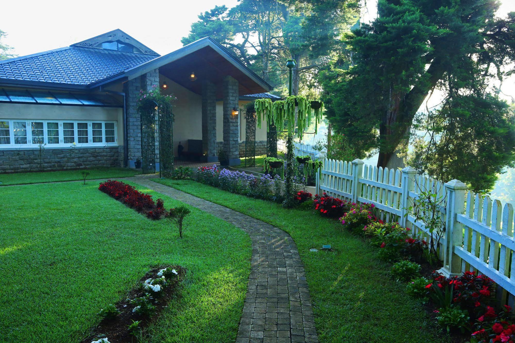 Villa The Firs à Nuwara Eliya Extérieur photo