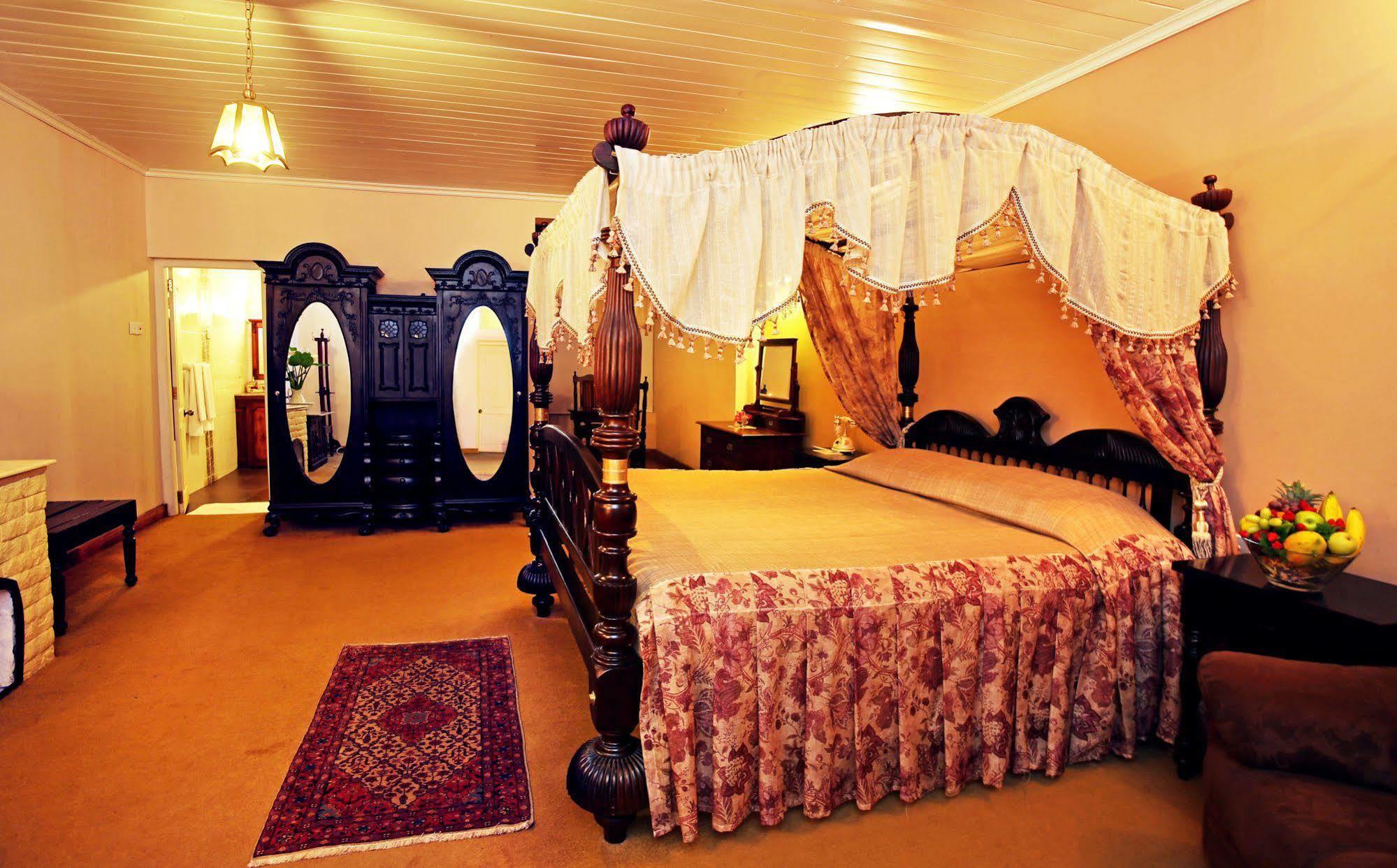 Villa The Firs à Nuwara Eliya Extérieur photo